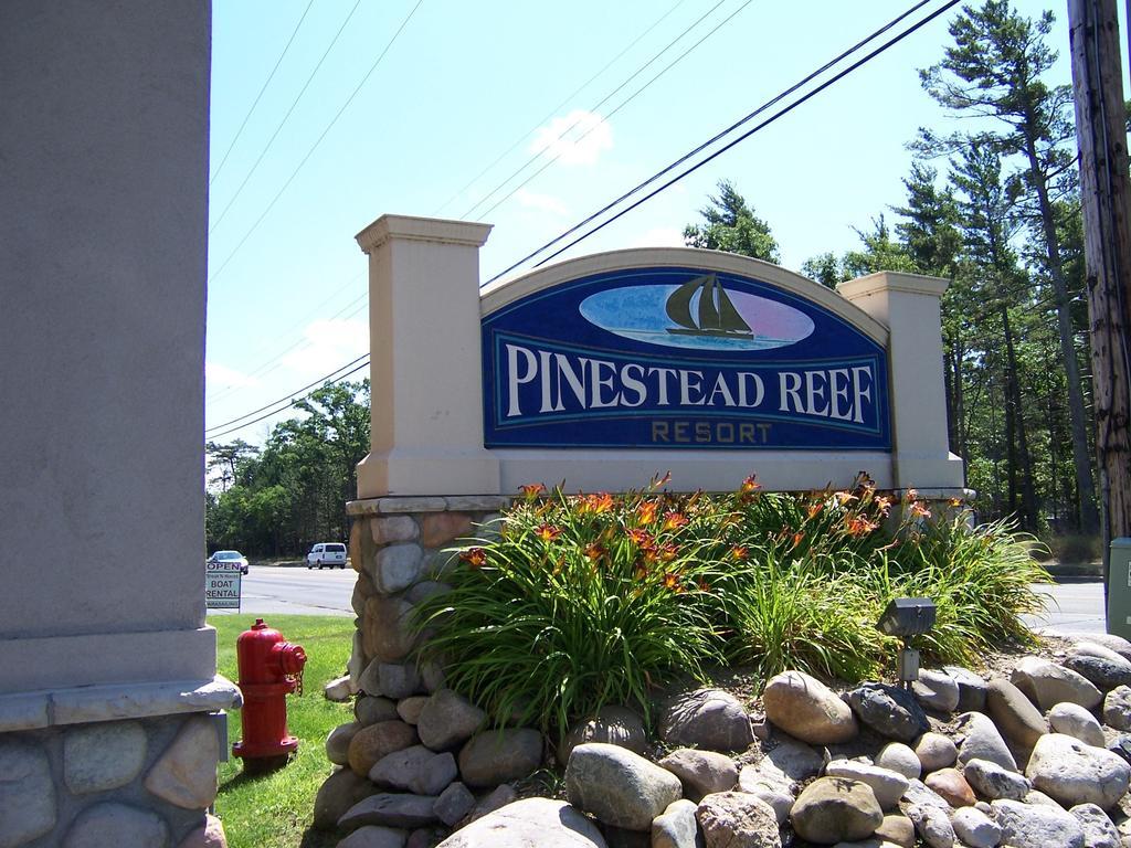 טראוורס סיטי Pinestead Reef Resort מראה חיצוני תמונה