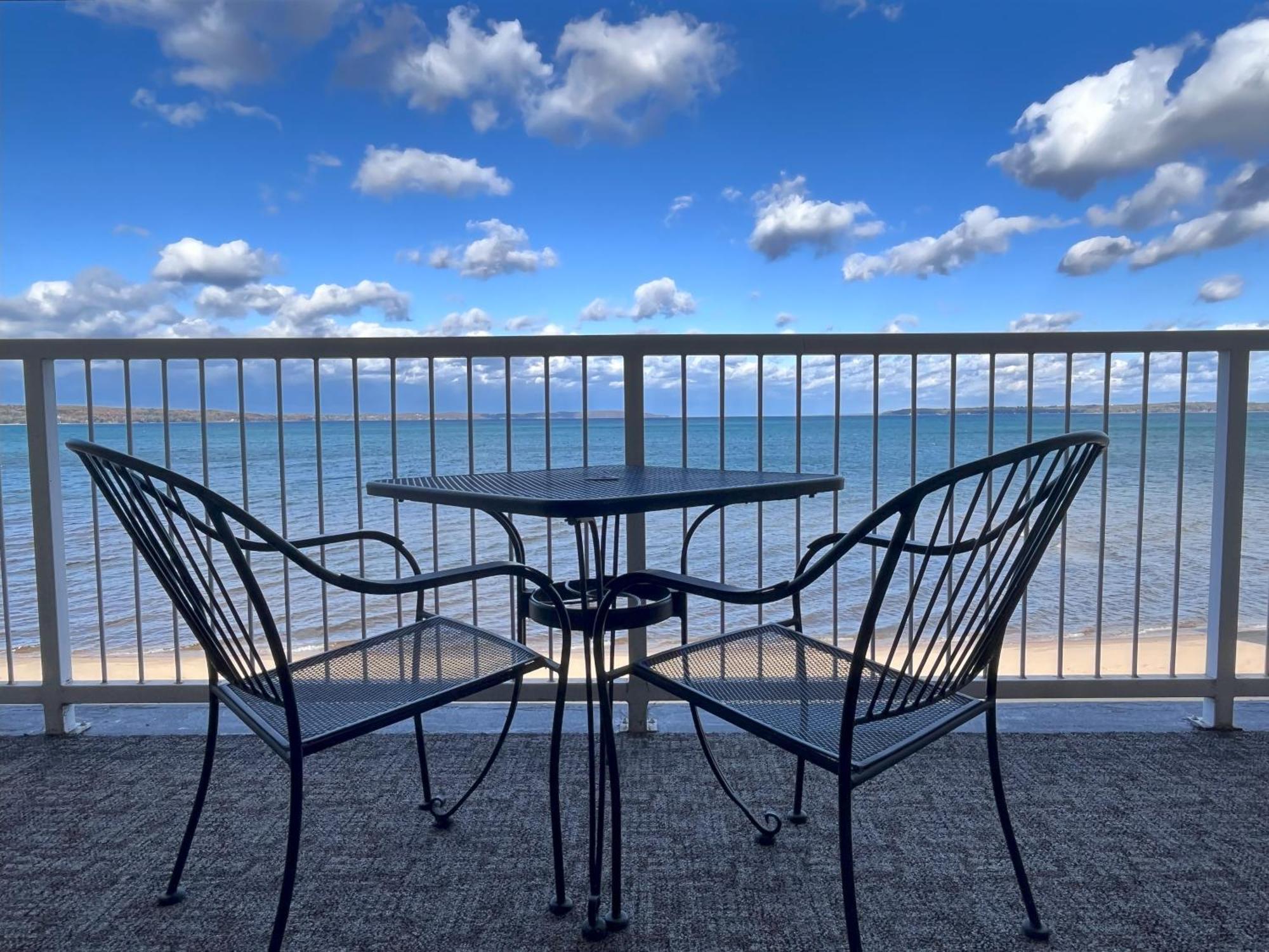 טראוורס סיטי Pinestead Reef Resort מראה חיצוני תמונה