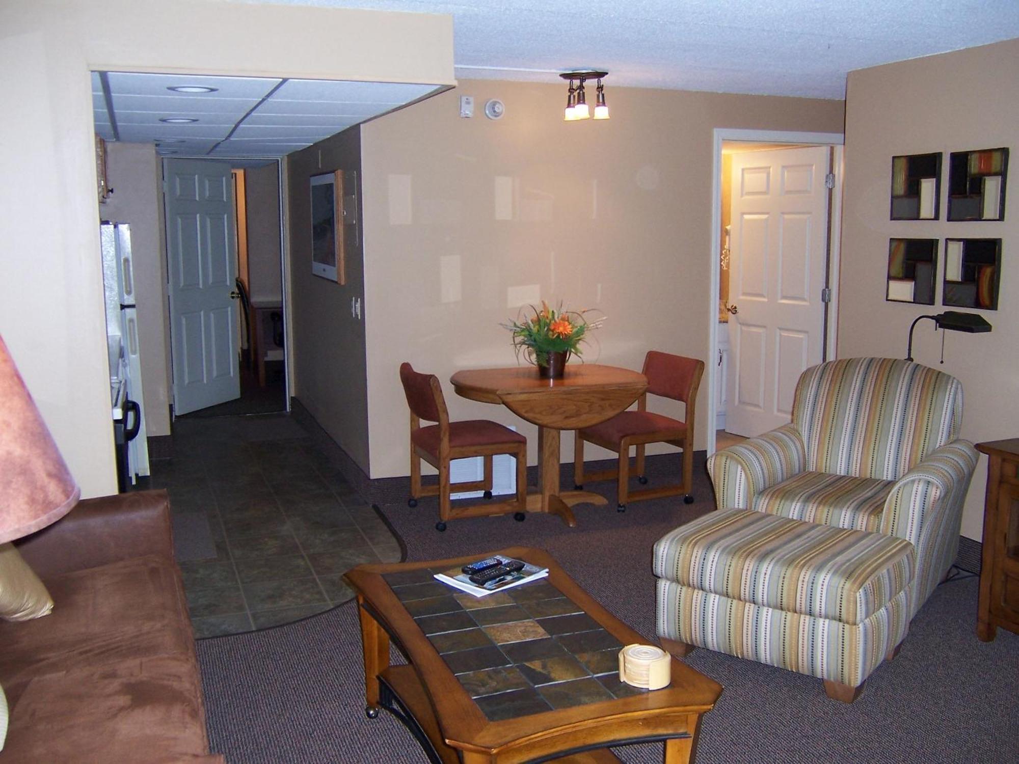 טראוורס סיטי Pinestead Reef Resort חדר תמונה