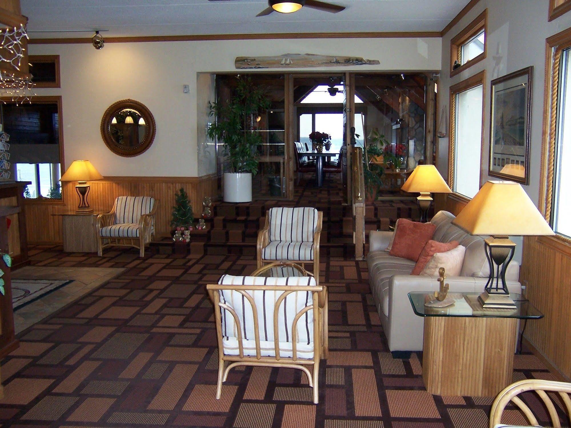 טראוורס סיטי Pinestead Reef Resort מראה חיצוני תמונה