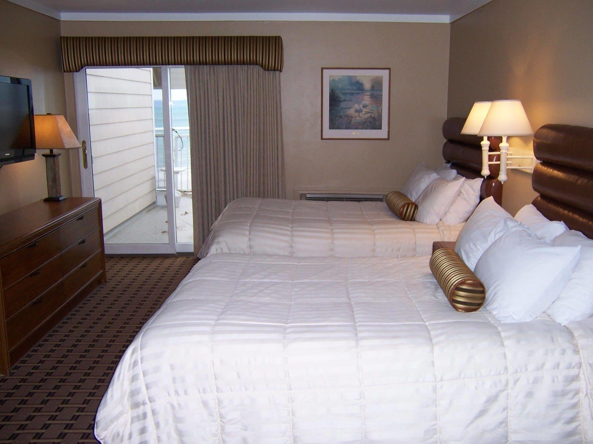 טראוורס סיטי Pinestead Reef Resort מראה חיצוני תמונה