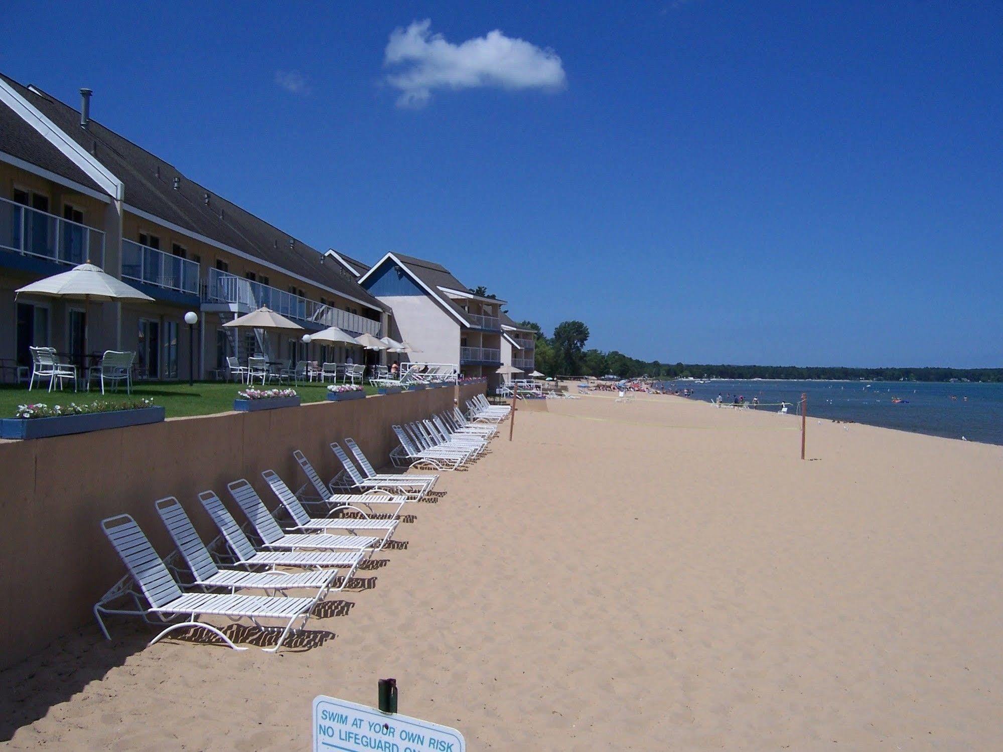 טראוורס סיטי Pinestead Reef Resort מראה חיצוני תמונה